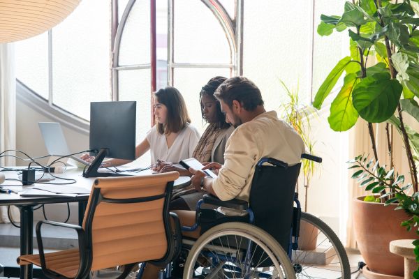 AI Act : quelles nouvelles compétences pour les professionnels de l’IT en 2026 ?
