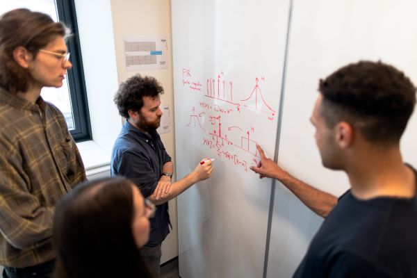 Ingénieur : faut-il évoluer vers l’expertise ou le management ?